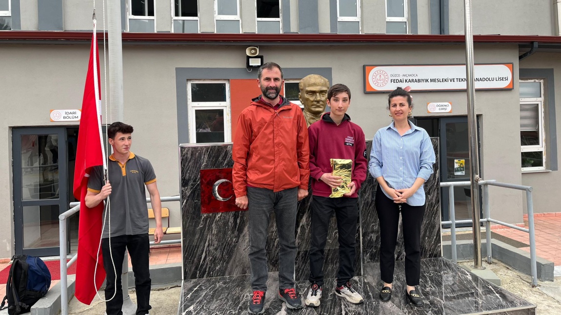 Dilimizin Zenginlikleri - En İyi Cümle Afiş Birinciliği